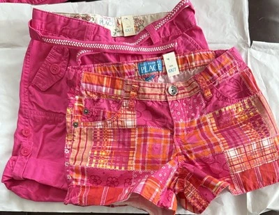 Children's Place 2 Pairs Shorts NWT Sz 6X/7 Cuffed -Madras Floral & Solid - Image 1 of 4