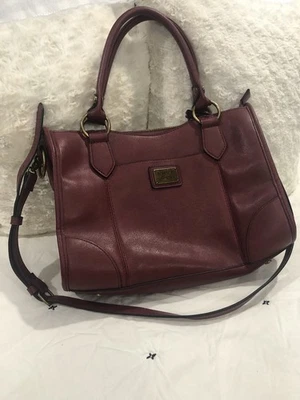 Bolso de hombro Frye and Co. de cuero rojo clásico con núcleo Foto 1 de 4