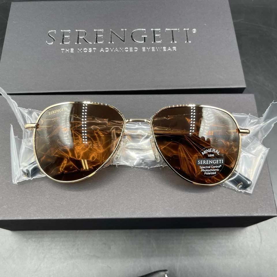 Serengeti Haywood 太阳镜小号闪亮玫瑰金偏光矿物 SS544002 — 第 1/4 张图片