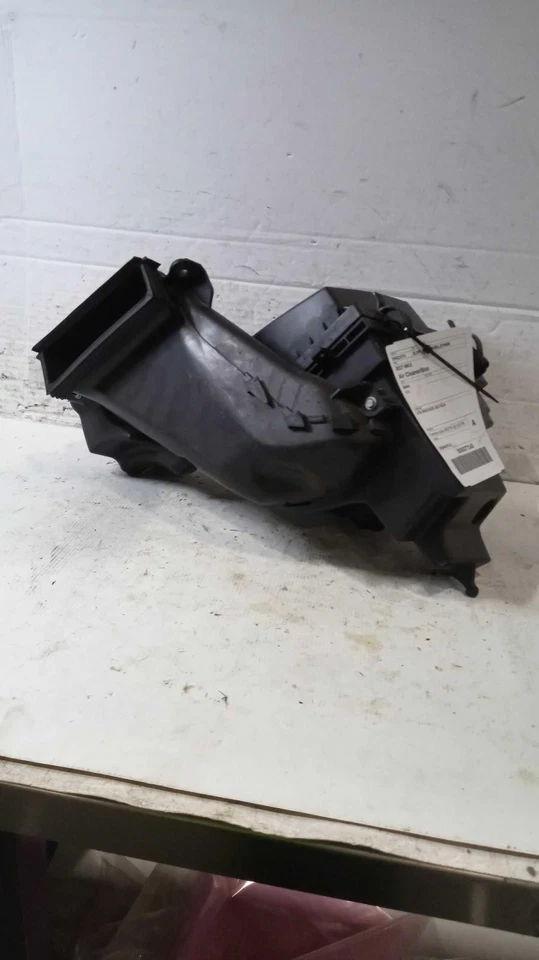 Lincoln MKX 2017 conjunto de filtro de aire OEM F2G39C662CC 67 k millas plateado Foto 1 de 4