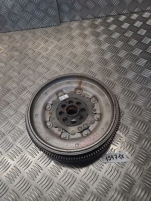 2022 SEAT CUPRA 2.0 PETROL AUTOMATIC DUAL MASS FLYWHEEL 05L105266J - Image 1 of 4