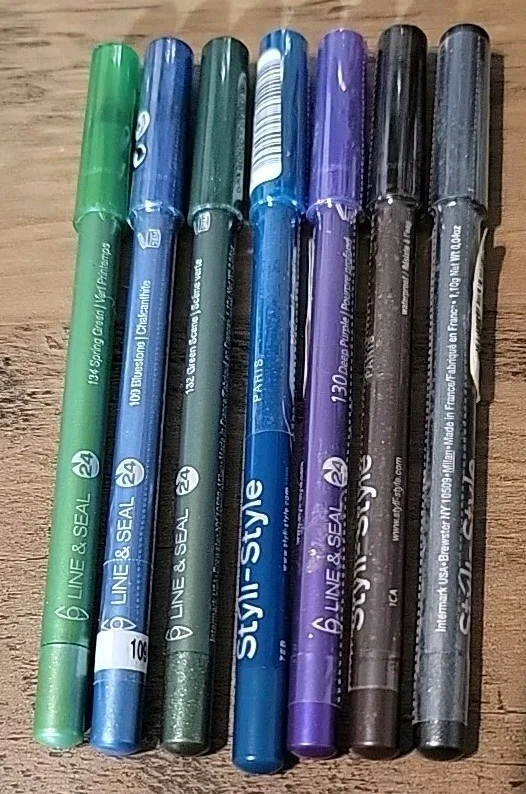 Styli-Style Line &SEALWaterproof 24 hr Eye Pencil ~ Choose Your Color - Image 1 of 1