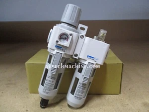 Mindman Air Regulator 1/4" Pipe Thread Auto Water Drain MAUC302-8A-N-BT2 - Picture 1 of 3