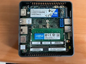 Intel NUC7I3DNKE 7100U /8Go RAM /SSD 500 Go Windows 10 - Photo 1/4