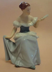 ROYAL DUX Bohemia ROCOCO LADY With MIRROR Girl Woman Female Porcelain FIGURINE - Picture 1 of 8