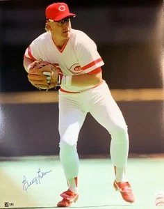 Cinci Reds All Star BUDDY BELL Signed 16x20 Action photo #2 AUTO - JSA - Picture 1 of 1