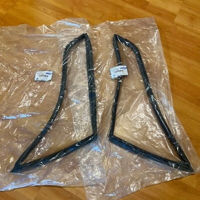 for Datsun Bluebird 510 4D sedan 1600 rear door quarter window weatherstrip seal - Image 1 of 3