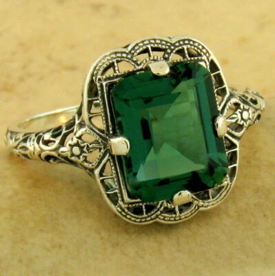 CLASSIC ART DECO STYLE 3 CT SIMULATED EMERALD 925 STERLING SILVER RING     1150X - Image 1 of 3