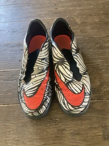 Nike Neymar Hypervenom Pheron II NJR Turf Soccer Cleats Size 9 Model# 820108-061 - Picture 1 of 5