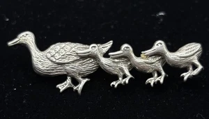 Jezlaine Sterling Silver Ducks Walking Brooch Pin X7 - Picture 1 of 7