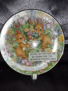 AVON 1996 "Easter Bouquet" Collectible Plate 5"inch - Picture 1 of 3