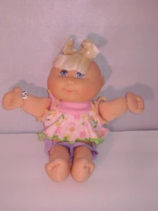 CABBAGE PATCH KIDS DOLL 8 1/2" Blond, signed in green - Picture 1 of 7
