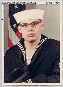 1967 Photo Color Sailor U S Navy Great Lakes Training Command Kodak Portrait IL - Picture 1 of 3