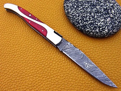 Navaja de bolsillo plegable de acero Damasco forjado a mano de 8" con adornos de acero, funda de cuero Foto 1 de 4