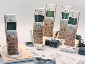 AT&T CL82547 5-Handset Cordless Phone Answering System w/ Manual - Picture 1 of 14