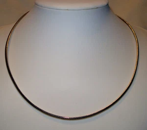 Vintage goldfarbene dünne flache 18" lange Kette Modeschmuck Halsband Halskette - Bild 1 von 5
