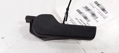 Interruptor de palanca de liberación de pestillo de capó Volkswagen Jetta 2003 2002 2001 2000 Foto 1 de 4