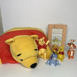 Lote de juguetes Winnie The Pooh almohada colgador de pared figuras libro - Imagen 1 de 19