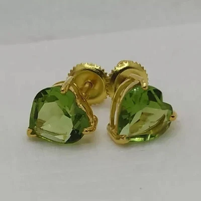 Pendiente de peridoto creado en laboratorio de 2 quilates corte corazón para mujer enchapado en oro amarillo de 14 quilates Foto 1 de 4