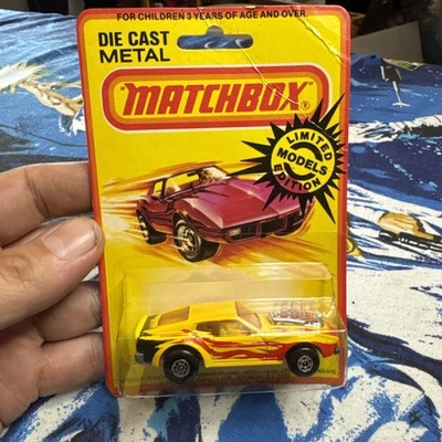 MATCHBOX S/F NO.  10-B HOT POPPER FORD MUSTANG YELLOW, NEW ON BLISTER CARD - Image 1 of 4
