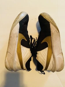 Nike Hustle DX-SU21 4,5 Jugend, gebraucht. Schwarz, Gold, Weiß - Bild 1 von 5