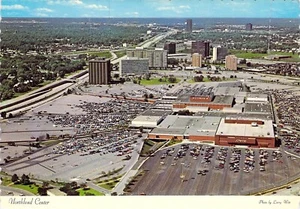 1975 MI Southfield - Northland Shopping Mall Aerial cars galore Postcard 4x6 NC6 - Picture 1 of 2