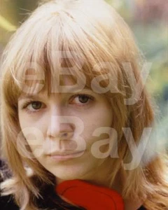 Doctor Who (TV) Katy Manning 10x8 Photo - Picture 1 of 1