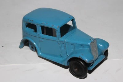 1940's Dinky #35a Saloon car, Original - Image 1 of 4