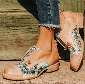 Freebird Mabel Taupe Multi Teal size 9 retail $195 NWOB - Picture 1 of 14