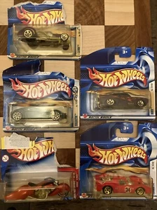 Coches Hot Wheels escala 1/64 5 X en caja - Imagen 1 de 6