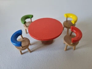 Vintage Dolls House Table And Four Chairs Red Green Yellow Blue Retro - Picture 1 of 12