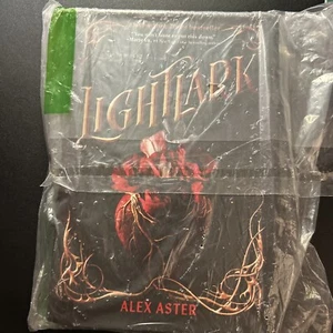 Lightlark by Alex Aster Hardcover New Sealed Free Shipping - Picture 1 of 2