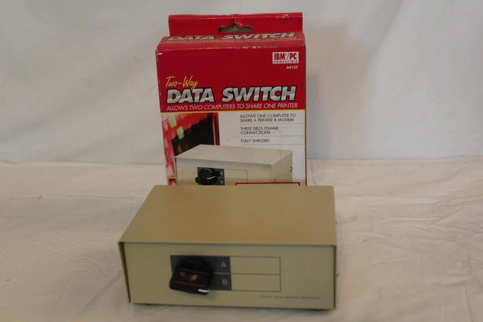InterAct 64127 IBM/PC  Computer Printer Data Switch DB25F Connections 2 in/1 out - Image 1 of 4