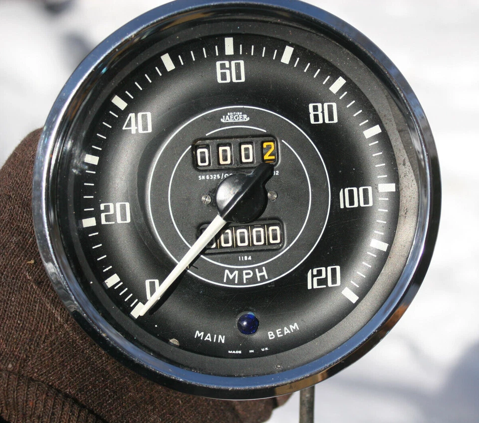 Triumph TR4A Jaeger Vintage 120 MPH Speedometer - SN 6325/00A - Image 1 of 4