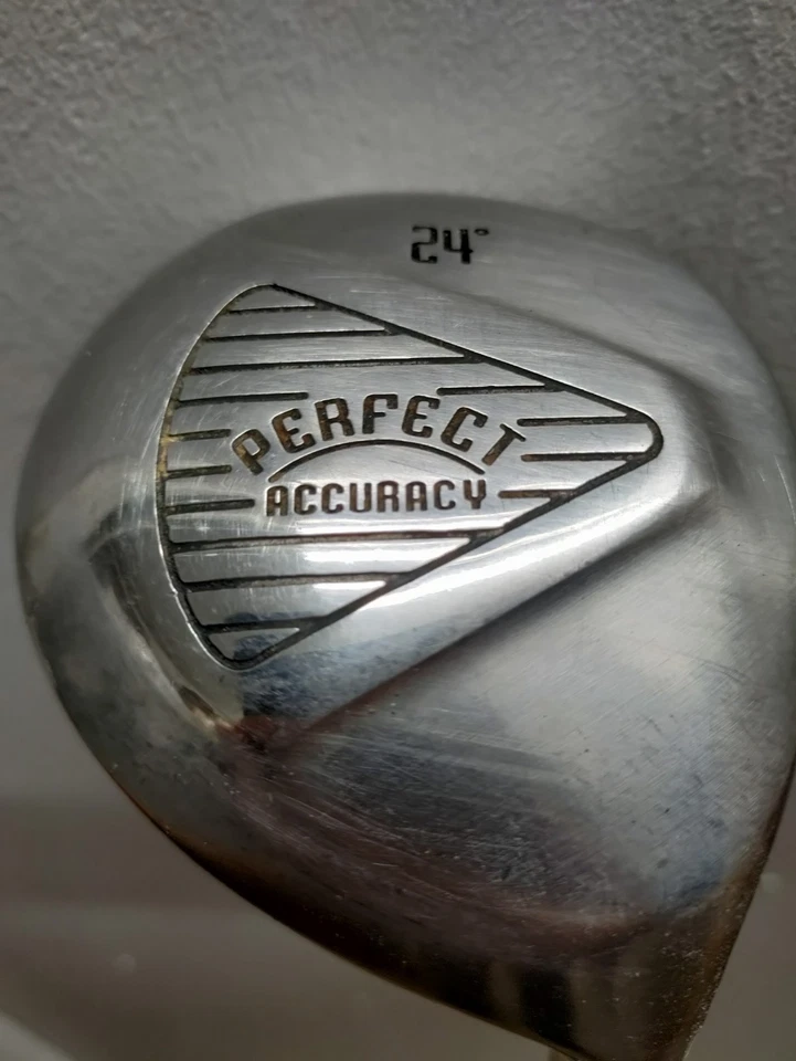'THE PERFECT CLUB' Accuracy (RH)Model 24* Loft & 38.5" Length & Graphite Shaft  - Image 1 of 4