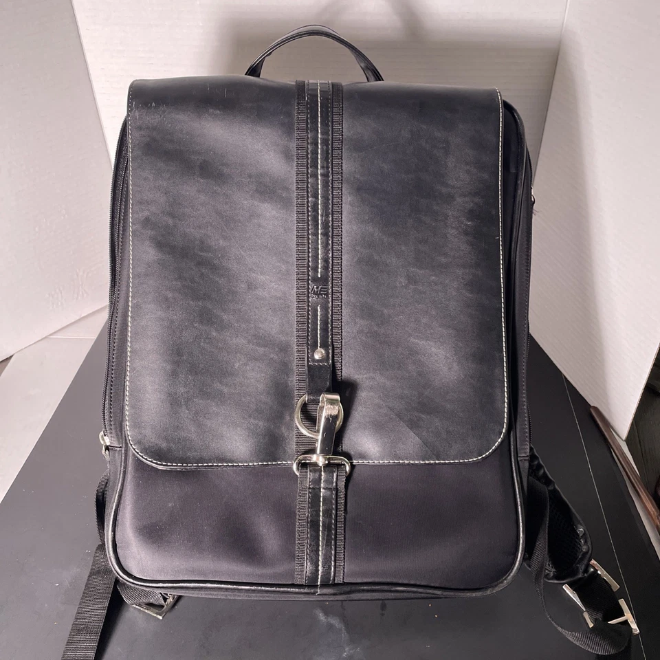 Mochila ejecutiva de viaje pulida Mobile Edge negra 16” Slimline Paris para computadora portátil Foto 1 de 4