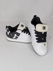 DC Shoe Co USACourt Graffik scarpe da skate da uomo in bianco nero taglia 10 scarpe USA  - Foto 1 di 11