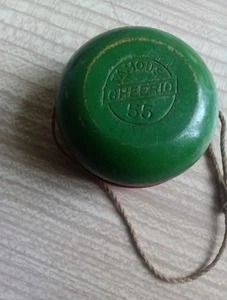 Vintage cheerio famous 55 red and black yo-yo Wood - Picture 1 of 4