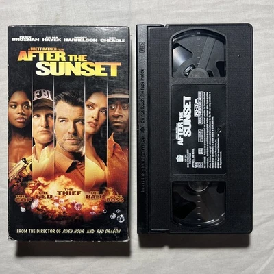 After the Sunset-Pierce Brosnan, Don Cheadle, Selma Hayek, Woody Harrelson - Image 1 of 2