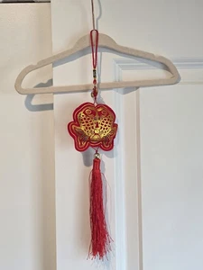 Vintage Silk Embroidered Satin Stuffed Koi Fish Hanging Art Ornament 15" - Picture 1 of 9