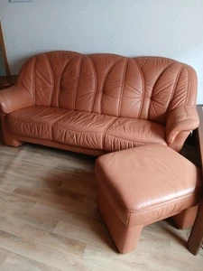 Sofa Leder gebraucht 3 sitzer hellbraun mit Hocker - Bild 1 von 2