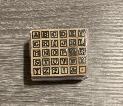 Мини-набор резиновых штампов с прописным алфавитом Hampton Art Studio G 30 марок - Изображение 1 из 4