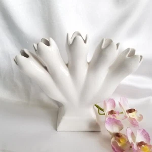 VTG Portugal White Ceramic 5 Finger Vase – Scalloped – 6.5”x7.5” Marked Portugal - Picture 1 of 5