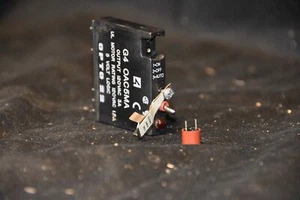 OPTO 22 OAC5MA 12-140 VAC 3 amp output module with Hand - Off - Auto & Fuse - Picture 1 of 6