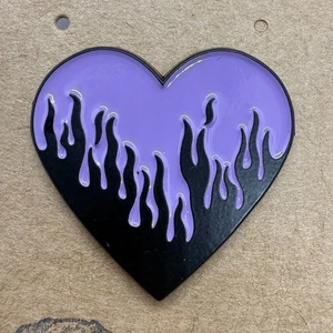 Enamel Pin | Purple Flaming Heart | Y2K - Picture 1 of 2
