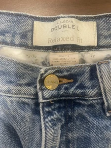 NICE! LL Bean Double L Relaxed Fit Flannel Lined Denim Blue Jeans Womens 12 PET. - Picture 1 of 16