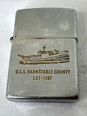 Isqueiro Zippo 1992 - USS Barnstable County LST-1197 - Navio militar dos EUA - Imagem 1 de 4