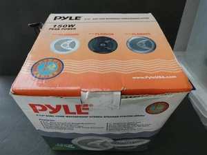 PAIR PYLE 150W SPEAKERS PLMR60W - Picture 1 of 4