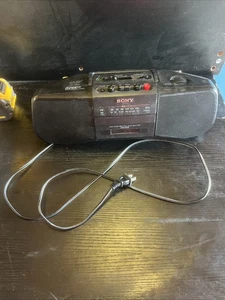 Vintage Sony CFS-B15 Radio Cassette Recorder Boombox Black FM AM Tape Player - Picture 1 of 5