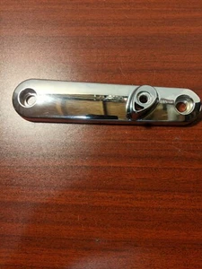 GENUINE HARLEY DAVIDSON RIGHT SIDE TURN SIGNAL BRACKET 69279-06 #1939 - Picture 1 of 5